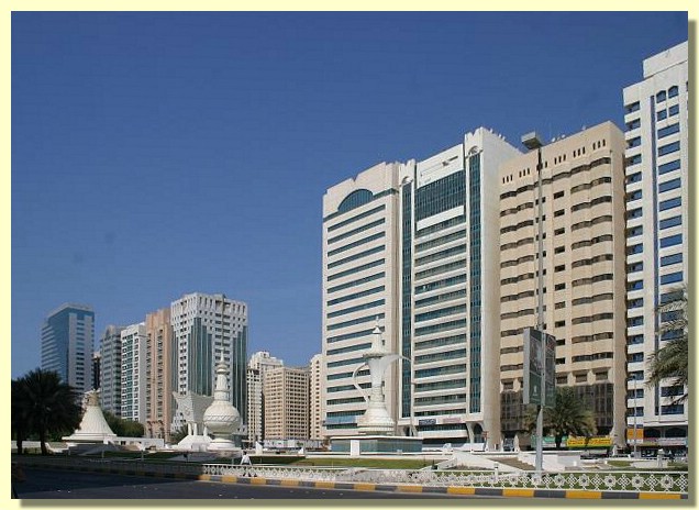 Abu Dhabi_City_02.jpg