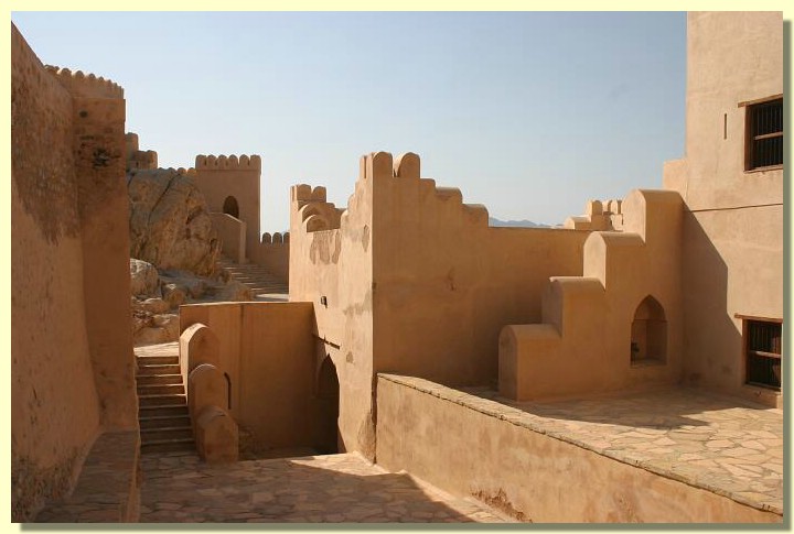 Al Hazm Fort_01.jpg