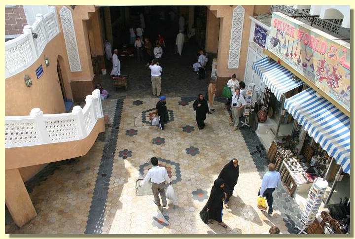 Muscat_Souk_10.jpg