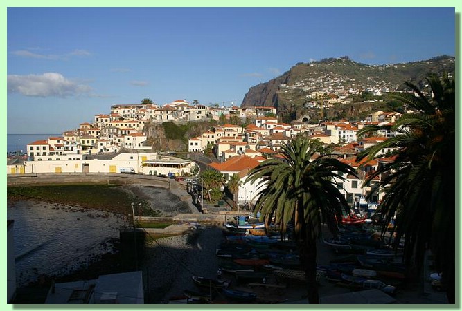 Dorf bei Funchal.jpg