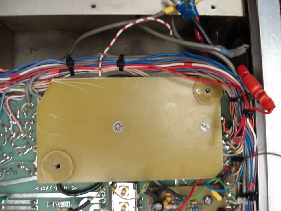 montage_und_isolationsplatte_fuer_sprachextraktor.jpg (62952 Byte)